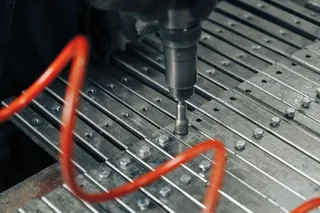 Omega, photo 3